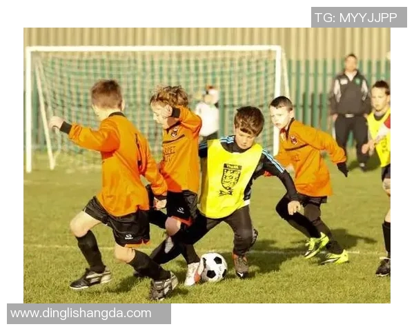 足球明星纷纷迎来男孩儿他们的儿子将继承足球梦想