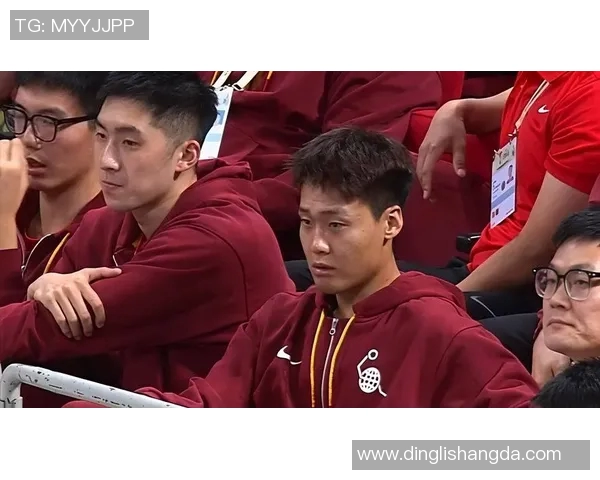 中国男篮与澳洲队巅峰对决展现篮球魅力与实力较量的精彩瞬间