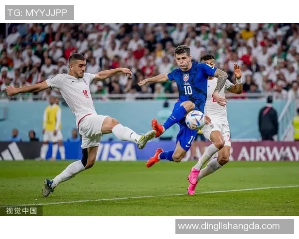 足球明星汇聚美国球员展现精彩对决引发全球瞩目